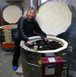 2011 Kiln Unloading